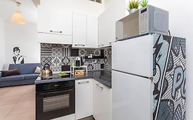 Pada Apartment